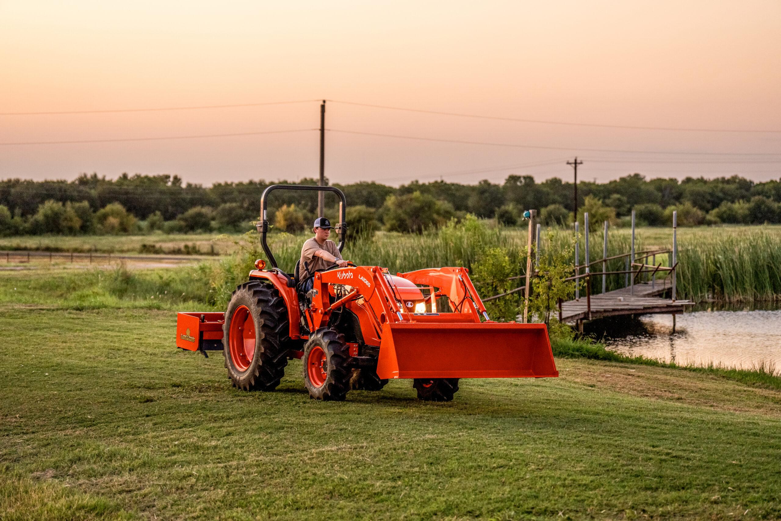 Shop Kubota Tractors